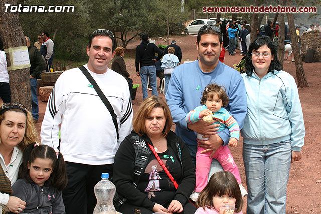 Jornada de convivencia en La Santa. Hermandades y cofradas. 10/04/2010 - 114