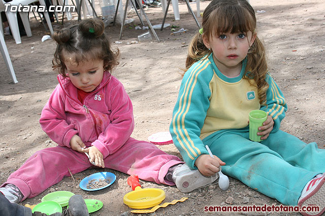 Jornada de convivencia en La Santa. Hermandades y cofradas. 11/04/2010 - 125