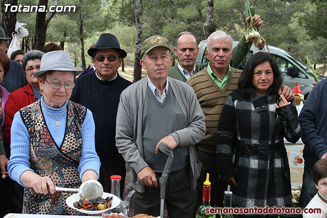 Jornada de convivencia en La Santa. Hermandades y cofradas. 18/04/2010 - 25