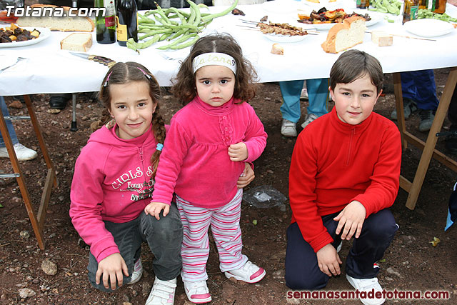 Jornada de convivencia en La Santa. Hermandades y cofradas. 18/04/2010 - 29