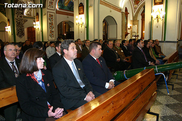 PRESENTACIN DE LA REVISTA Y EL CARTEL DE LA SEMANA SANTA 2009 - 13