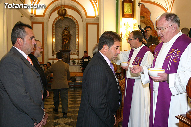 PRESENTACIN DE LA REVISTA Y EL CARTEL DE LA SEMANA SANTA 2009 - 34