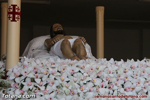 Traslado del Santo Sepulcro desde su sede a la Parroquia de Santiago. Totana 2010 - 14