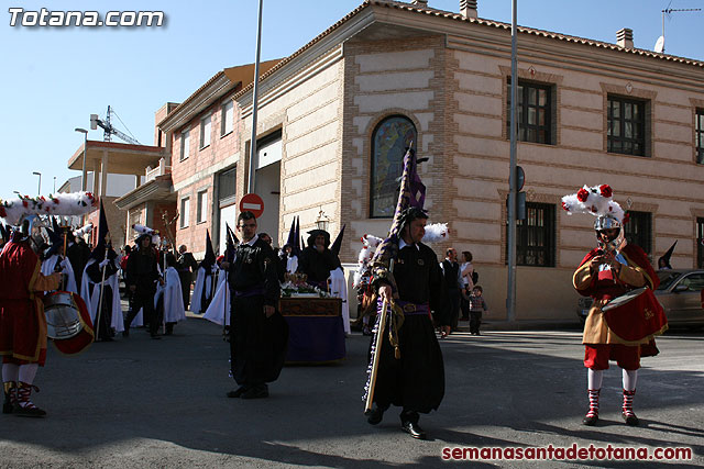 Traslado del Santo Sepulcro desde su sede a la Parroquia de Santiago. Totana 2010 - 16