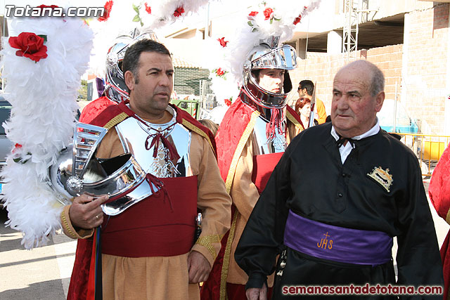 Traslado del Santo Sepulcro desde su sede a la Parroquia de Santiago. Totana 2010 - 23