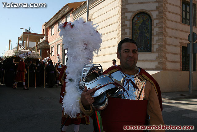 Traslado del Santo Sepulcro desde su sede a la Parroquia de Santiago. Totana 2010 - 37