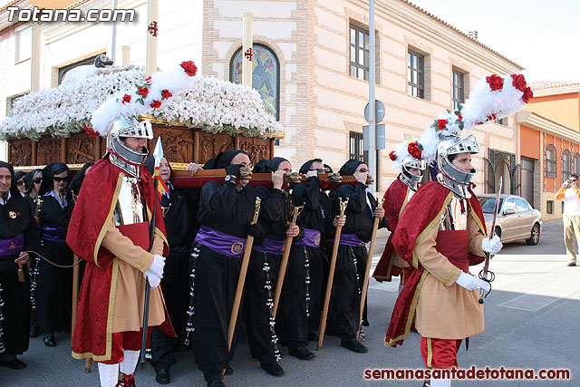 Traslado del Santo Sepulcro desde su sede a la Parroquia de Santiago. Totana 2010 - 38