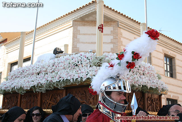 Traslado del Santo Sepulcro desde su sede a la Parroquia de Santiago. Totana 2010 - 40