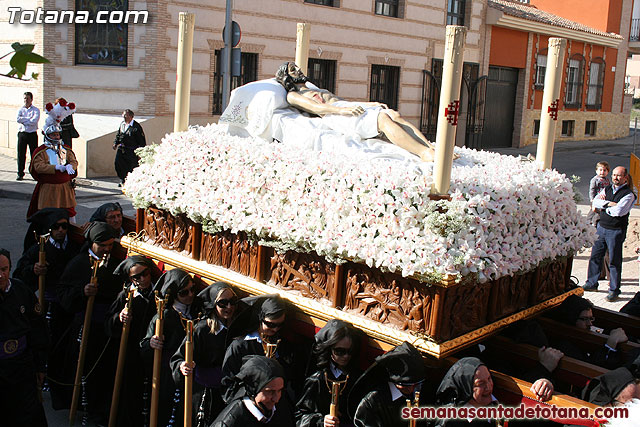 Traslado del Santo Sepulcro desde su sede a la Parroquia de Santiago. Totana 2010 - 44