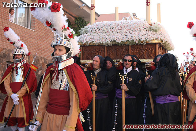 Traslado del Santo Sepulcro desde su sede a la Parroquia de Santiago. Totana 2010 - 51