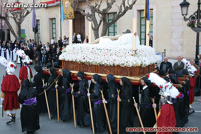 Traslado del Santo Sepulcro desde su sede a la Parroquia de Santiago. Totana 2010 - 121