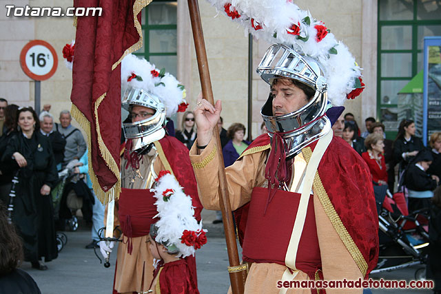 Traslado del Santo Sepulcro desde su sede a la Parroquia de Santiago. Totana 2010 - 131