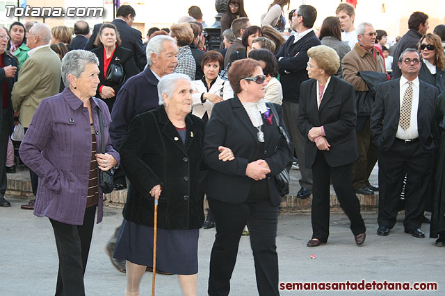 Traslado del Santo Sepulcro desde su sede a la Parroquia de Santiago. Totana 2010 - 140