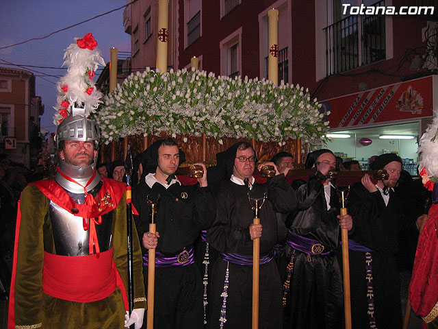 TRASLADO DEL SANTO SEPULCRO, DESDE SU SEDE A LA PARROQUIA DE SANTIAGO. Totana 2008 - 17