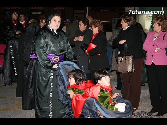 TRASLADO DEL SANTO SEPULCRO, DESDE SU SEDE A LA PARROQUIA DE SANTIAGO. Totana 2008 - 71