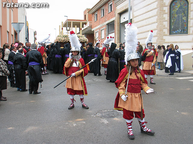 Traslado del Santo Sepulcro desde su sede a la parroquia de Santiago. Totana 2009 - 15