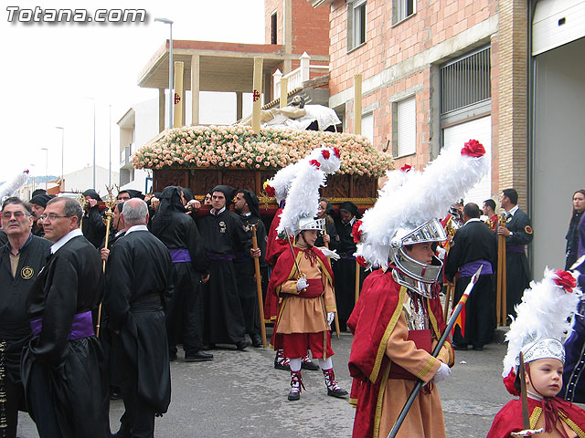 Traslado del Santo Sepulcro desde su sede a la parroquia de Santiago. Totana 2009 - 16