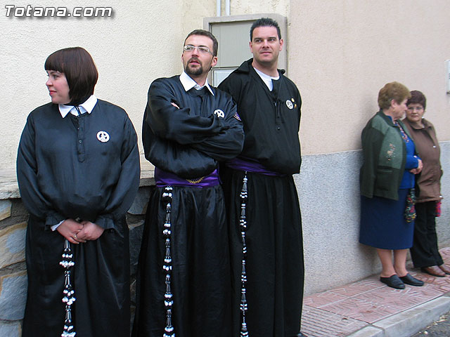 Traslado del Santo Sepulcro desde su sede a la parroquia de Santiago. Totana 2009 - 34