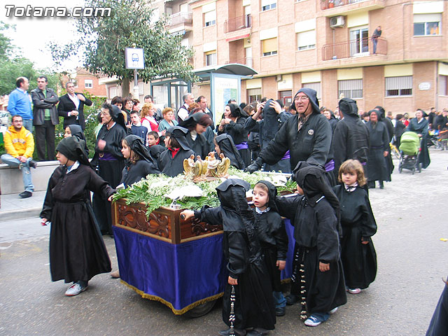 Traslado del Santo Sepulcro desde su sede a la parroquia de Santiago. Totana 2009 - 37