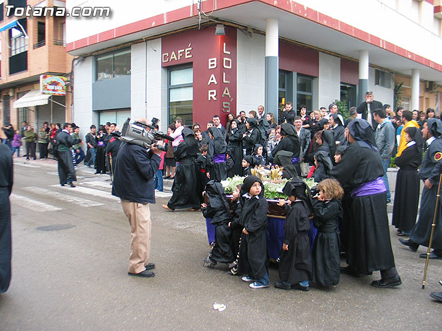 Traslado del Santo Sepulcro desde su sede a la parroquia de Santiago. Totana 2009 - 38