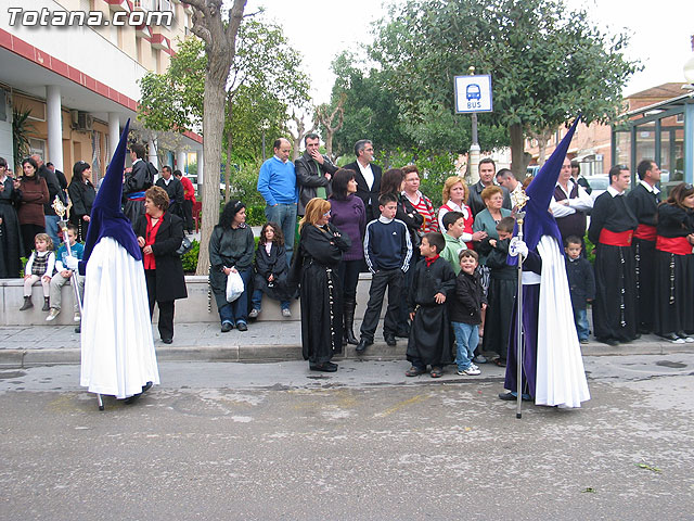 Traslado del Santo Sepulcro desde su sede a la parroquia de Santiago. Totana 2009 - 44