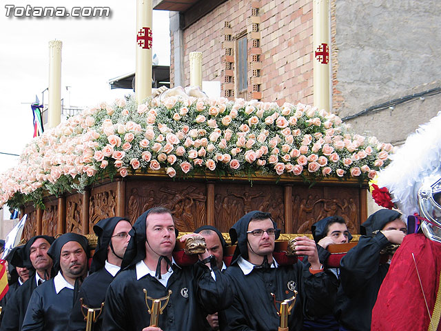 Traslado del Santo Sepulcro desde su sede a la parroquia de Santiago. Totana 2009 - 75