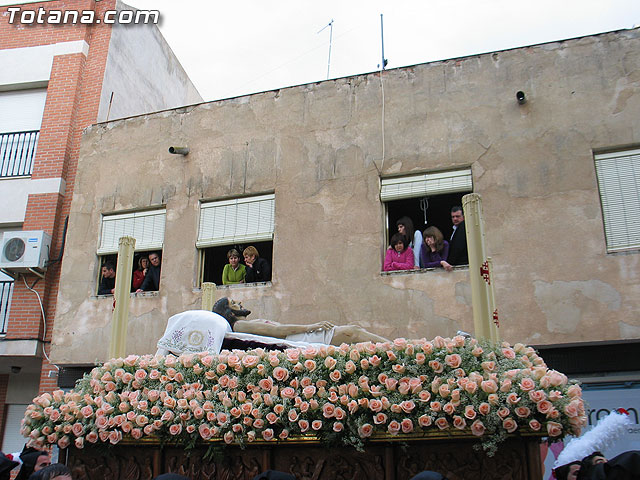 Traslado del Santo Sepulcro desde su sede a la parroquia de Santiago. Totana 2009 - 83