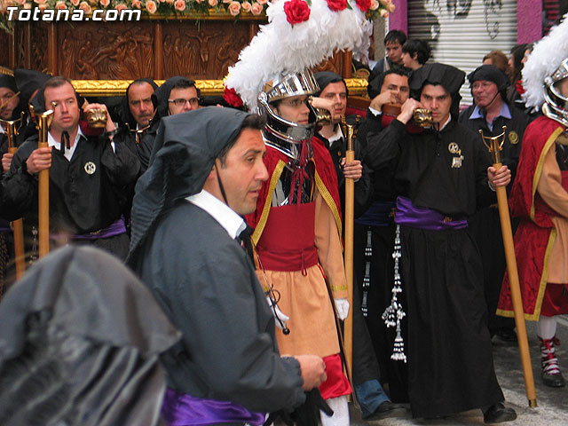 Traslado del Santo Sepulcro desde su sede a la parroquia de Santiago. Totana 2009 - 130