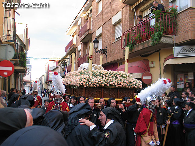 Traslado del Santo Sepulcro desde su sede a la parroquia de Santiago. Totana 2009 - 131