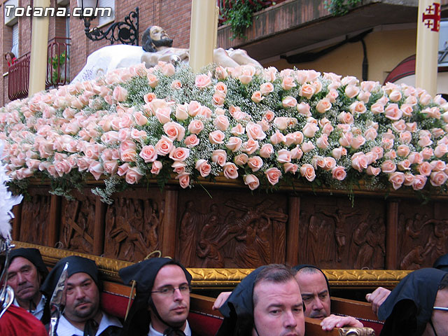 Traslado del Santo Sepulcro desde su sede a la parroquia de Santiago. Totana 2009 - 132