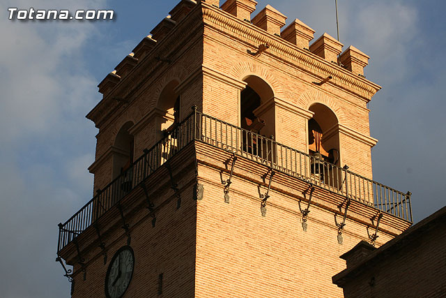 Traslado del Santo Sepulcro desde su sede a la parroquia de Santiago. Totana 2009 - 133