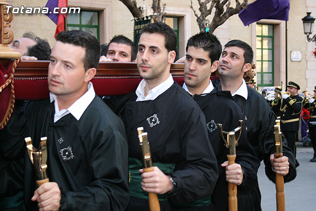 Traslado del Santo Sepulcro desde su sede a la parroquia de Santiago. Totana 2009 - 143