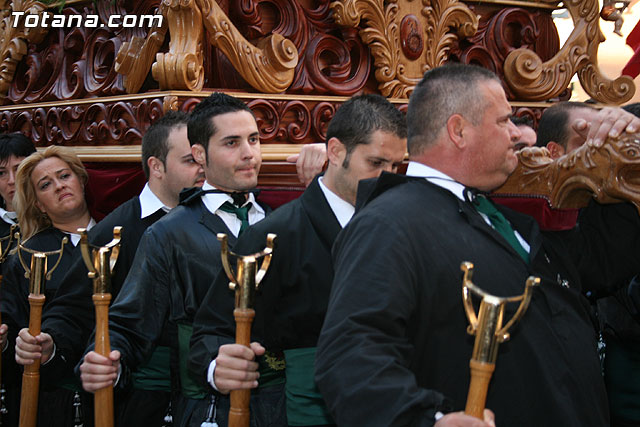 Traslado del Santo Sepulcro desde su sede a la parroquia de Santiago. Totana 2009 - 146