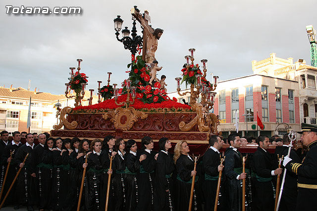 Traslado del Santo Sepulcro desde su sede a la parroquia de Santiago. Totana 2009 - 151