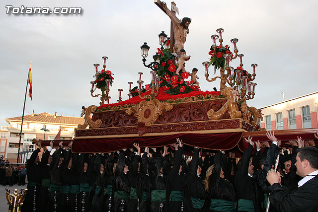 Traslado del Santo Sepulcro desde su sede a la parroquia de Santiago. Totana 2009 - 154