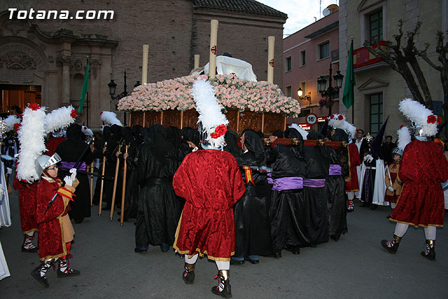 Traslado del Santo Sepulcro desde su sede a la parroquia de Santiago. Totana 2009 - 201