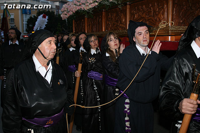 Traslado del Santo Sepulcro desde su sede a la parroquia de Santiago. Totana 2009 - 206