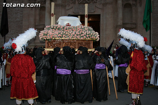 Traslado del Santo Sepulcro desde su sede a la parroquia de Santiago. Totana 2009 - 212