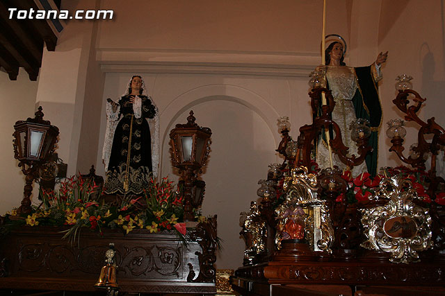 Traslado del Santo Sepulcro desde su sede a la parroquia de Santiago. Totana 2009 - 216