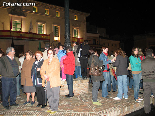 TRASLADO TRONOS QUE PROCESIONARON EN LA NOCHE DEL MARTES Y MIRCOLES SANTO - 3