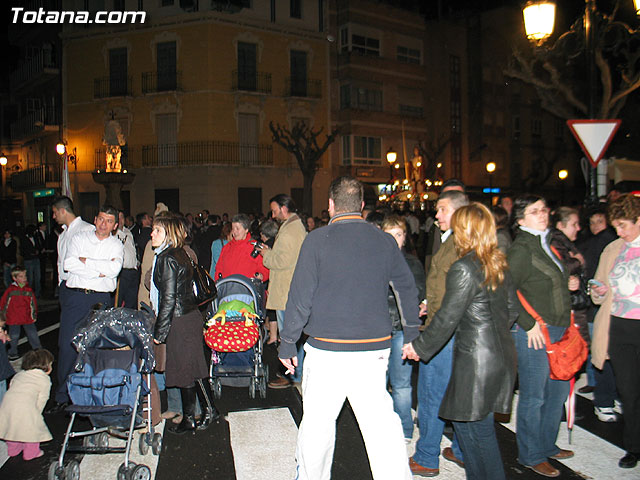 TRASLADO TRONOS QUE PROCESIONARON EN LA NOCHE DEL MARTES Y MIRCOLES SANTO - 8