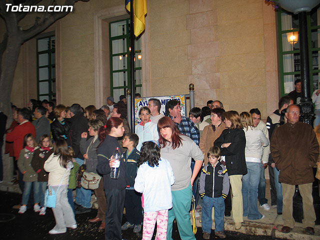 TRASLADO TRONOS QUE PROCESIONARON EN LA NOCHE DEL MARTES Y MIRCOLES SANTO - 27