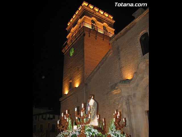 TRASLADO TRONOS QUE PROCESIONARON EN LA NOCHE DEL MARTES Y MIRCOLES SANTO - 94