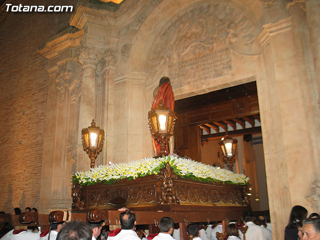 TRASLADO TRONOS QUE PROCESIONARON EN LA NOCHE DEL MARTES Y MIRCOLES SANTO - 157