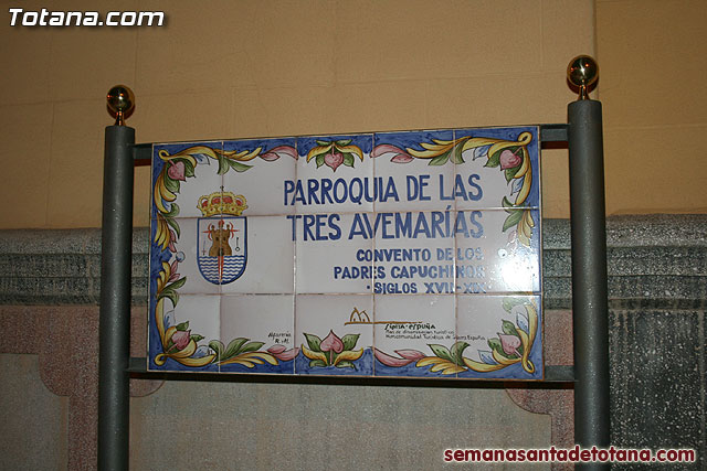 Solemne Viacrucis con la imagen de Nuestro Padre Jess Nazareno - 2010 - 15