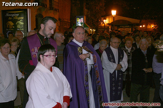 Solemne Viacrucis con la imagen de Nuestro Padre Jess Nazareno - 2010 - 74