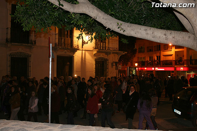 Va Crucis organizado por la Hermandad de Jess en el Calvario y Santa Cena. 2010 - 49