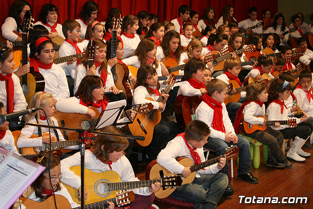 XV Concierto de Villancicos y actuación del grupo Los Duendes - 19