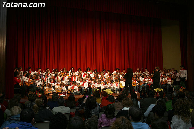 XV Concierto de Villancicos y actuación del grupo Los Duendes - 23