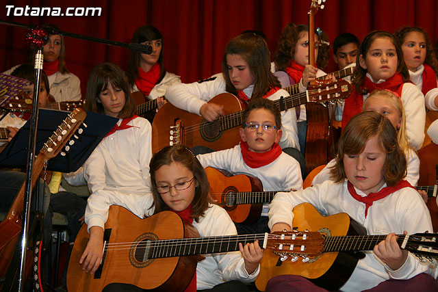 XV Concierto de Villancicos y actuación del grupo Los Duendes - 31